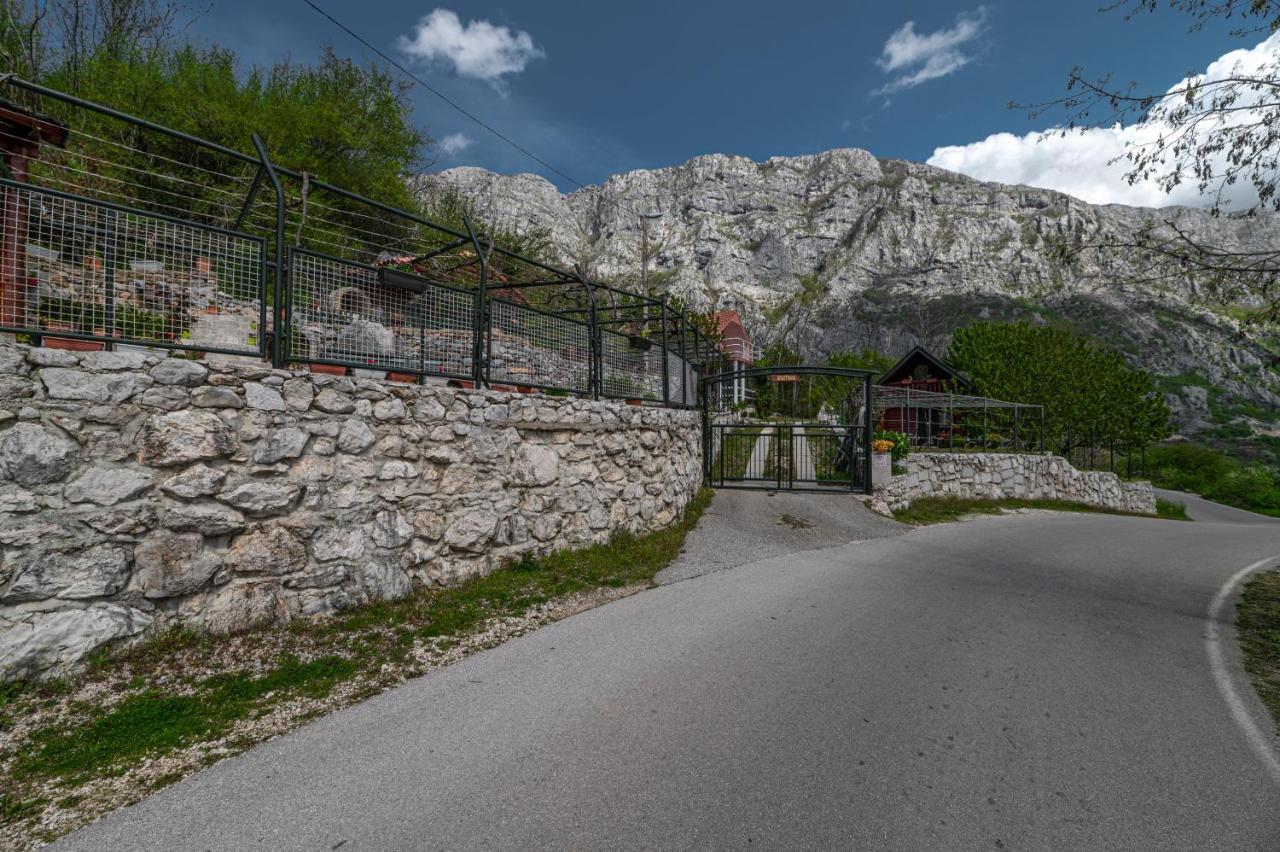Holiday Village Ostrog Nikšić Zewnętrze zdjęcie